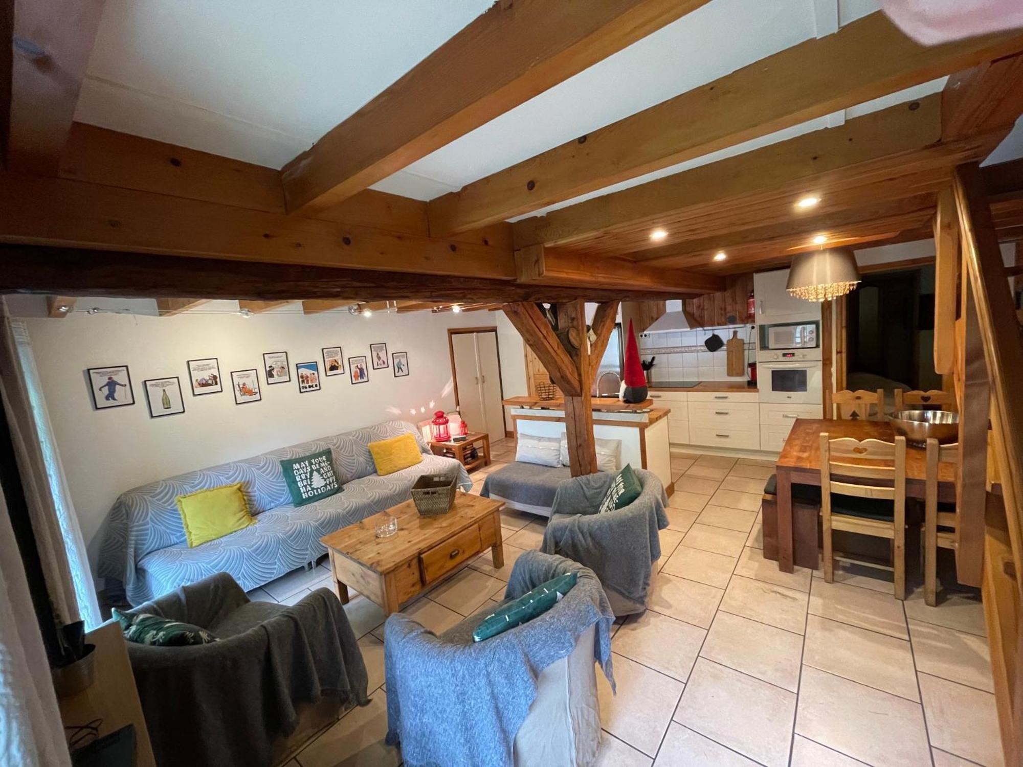 LE MYOSOTIS bel appartement dans vieille ferme de montagne rénovée Les Orres Exterior foto