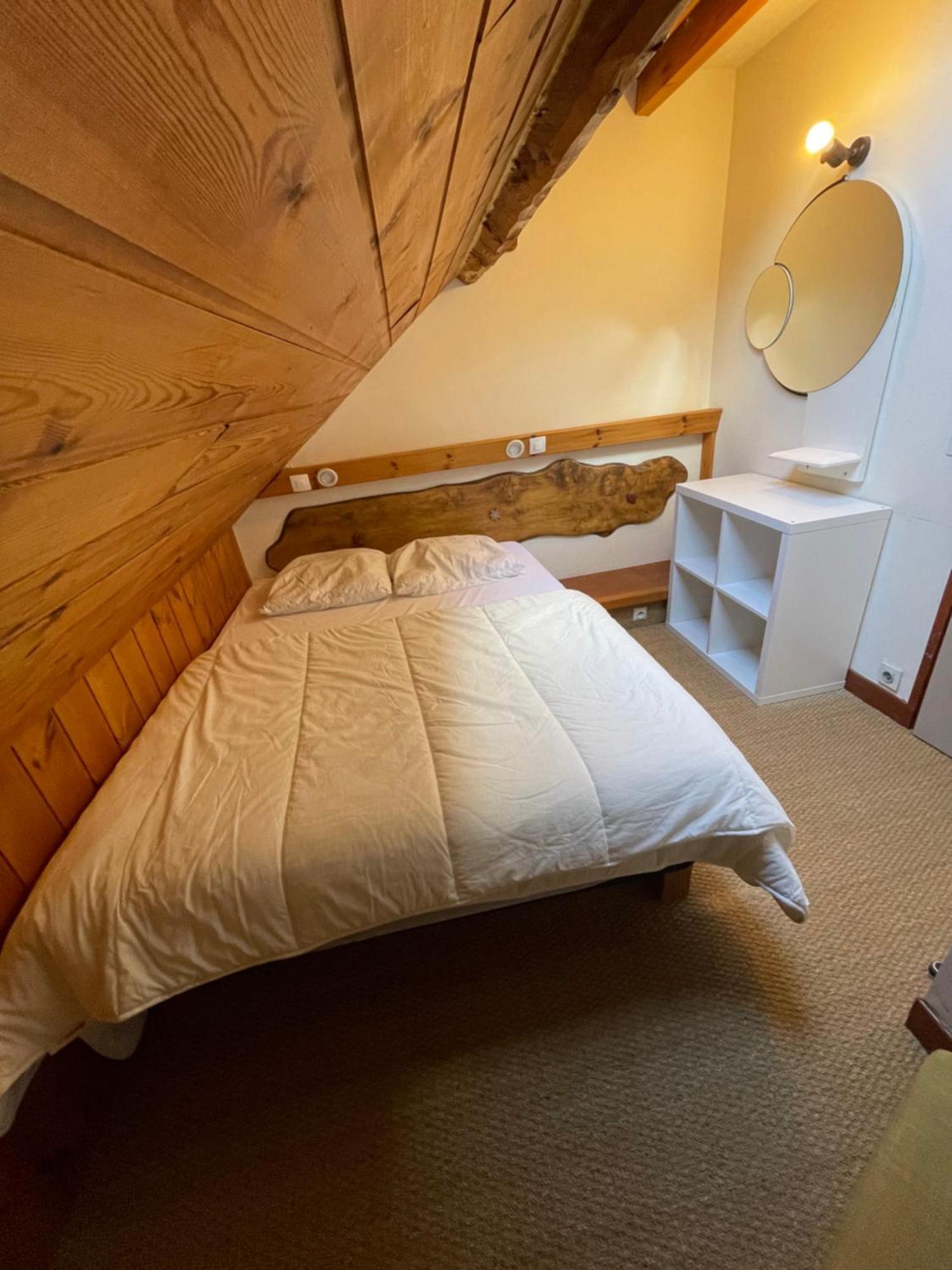 LE MYOSOTIS bel appartement dans vieille ferme de montagne rénovée Les Orres Exterior foto